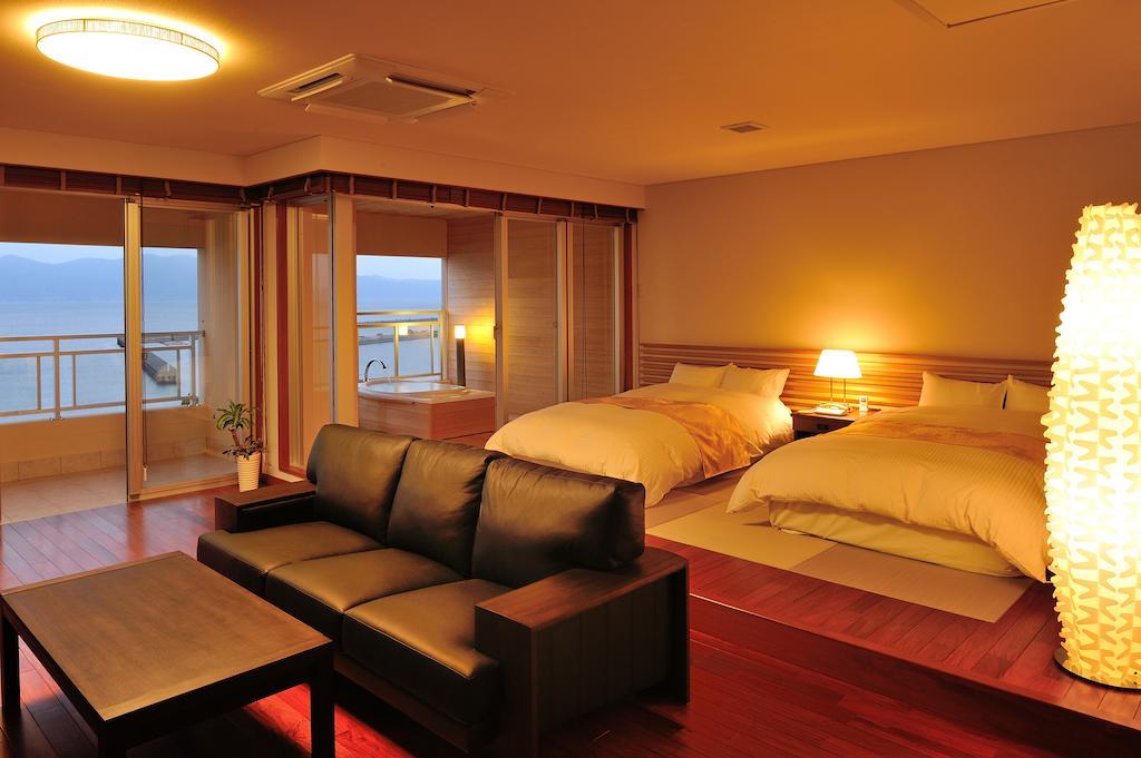 Ibusuki Seaside Hotel Exterior photo